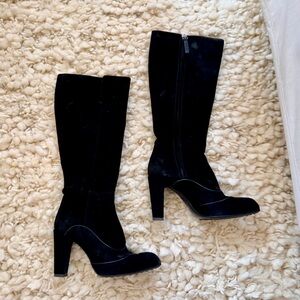 Tod's Black Knee-High Suede Heeled Boots